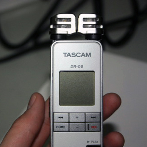 Tascam DR-08 便携式数字录音机