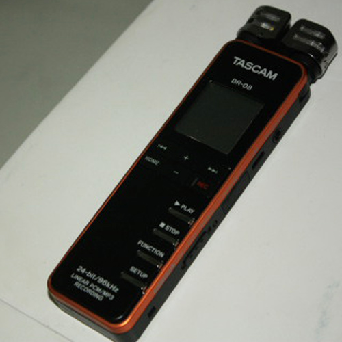 Tascam DR-08 便携式数字录音机
