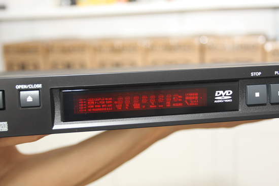 TASCAM DV-D01U DVD播放器