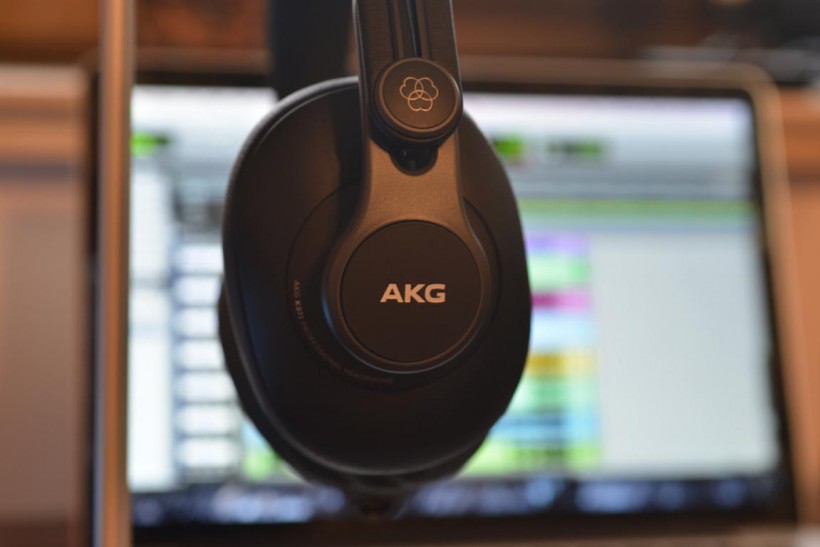新生代的别样情怀——AKG K371 头戴式耳机开箱评测