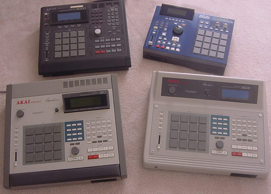 致敬经典：AKAI 即将推出 MPC Live II Retro 限量版，采用经典奶油白 MPC 配色