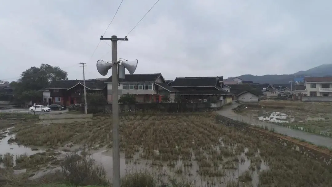 湖南广播运用村村响大喇叭传递好两会声音